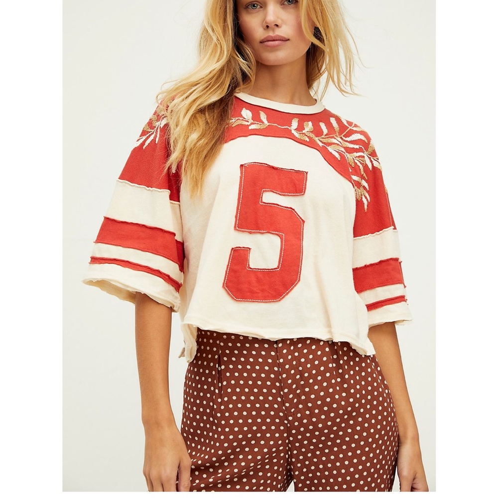 FREE PEOPLE HIGH FIVE TEE